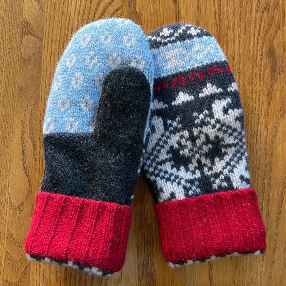 Felted 100% Lambswool Mittens Handcrafted from Repurposed Eddie Bauer Sweater - Picture 2 of 4